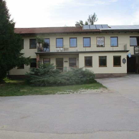فندق Dorfwirtshaus Rauch Eschabruck المظهر الخارجي الصورة